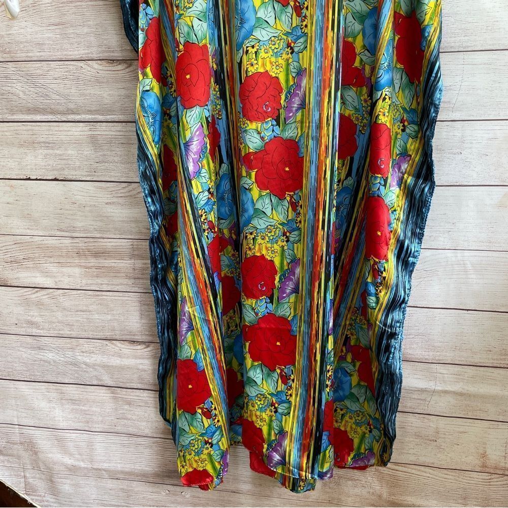 NEW WITH TAGS VINTAGE WINLAR FLORAL KIMONO - Picture 5 of 9